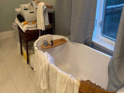 It can be helpful to schedule a daily quick tidy up for a few minutes, to get a routine and you will remember more easily where things need to go and stay. If a system doesn’t work out, create a new one.<br><br>